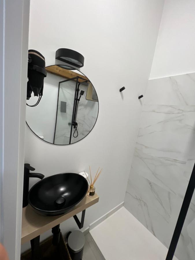 Suites Chic Эренсия Экстерьер фото